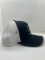 Ranch style trucker - black/white