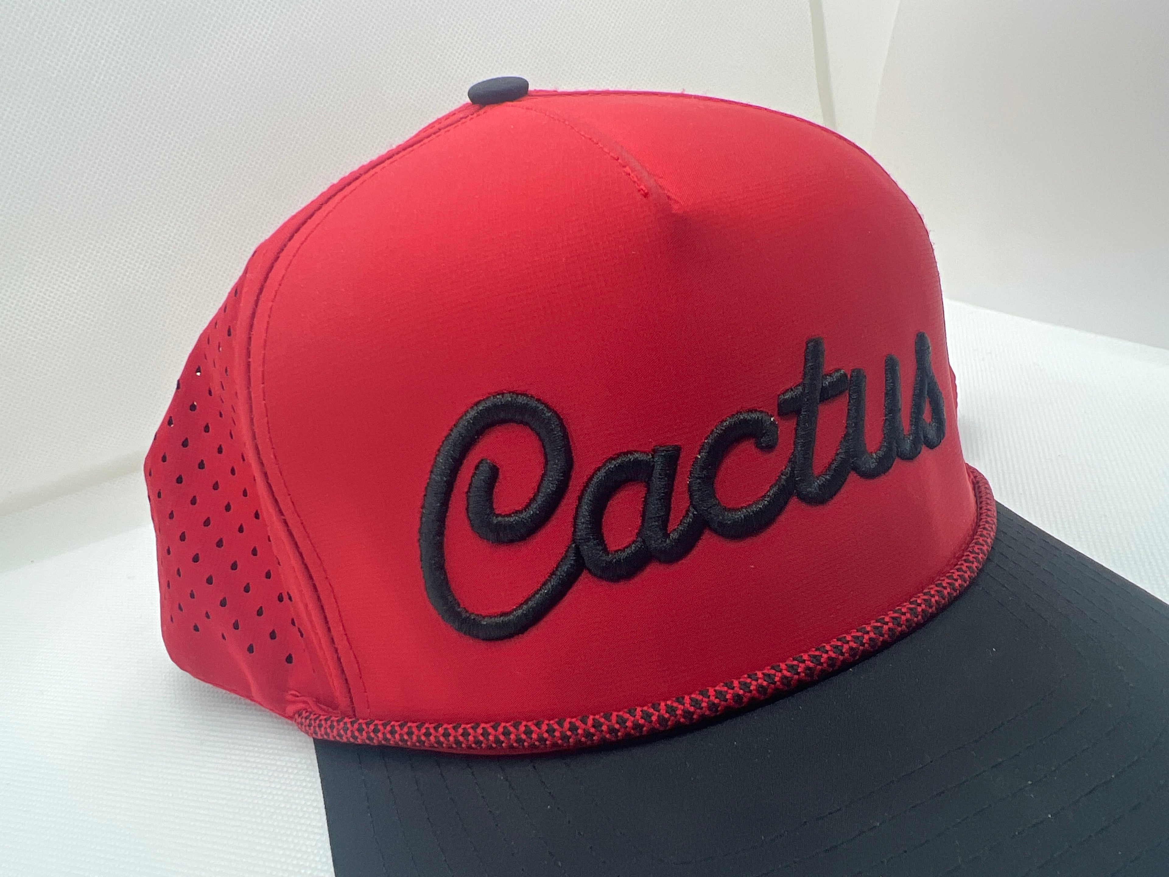 Cursive Cactus SnapBack - red/black