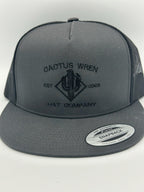 Ranch style trucker - charcoal/black