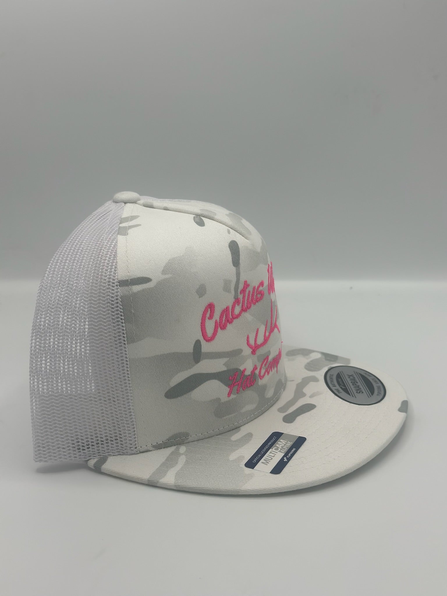 White Camo Deer Shed in white/pink