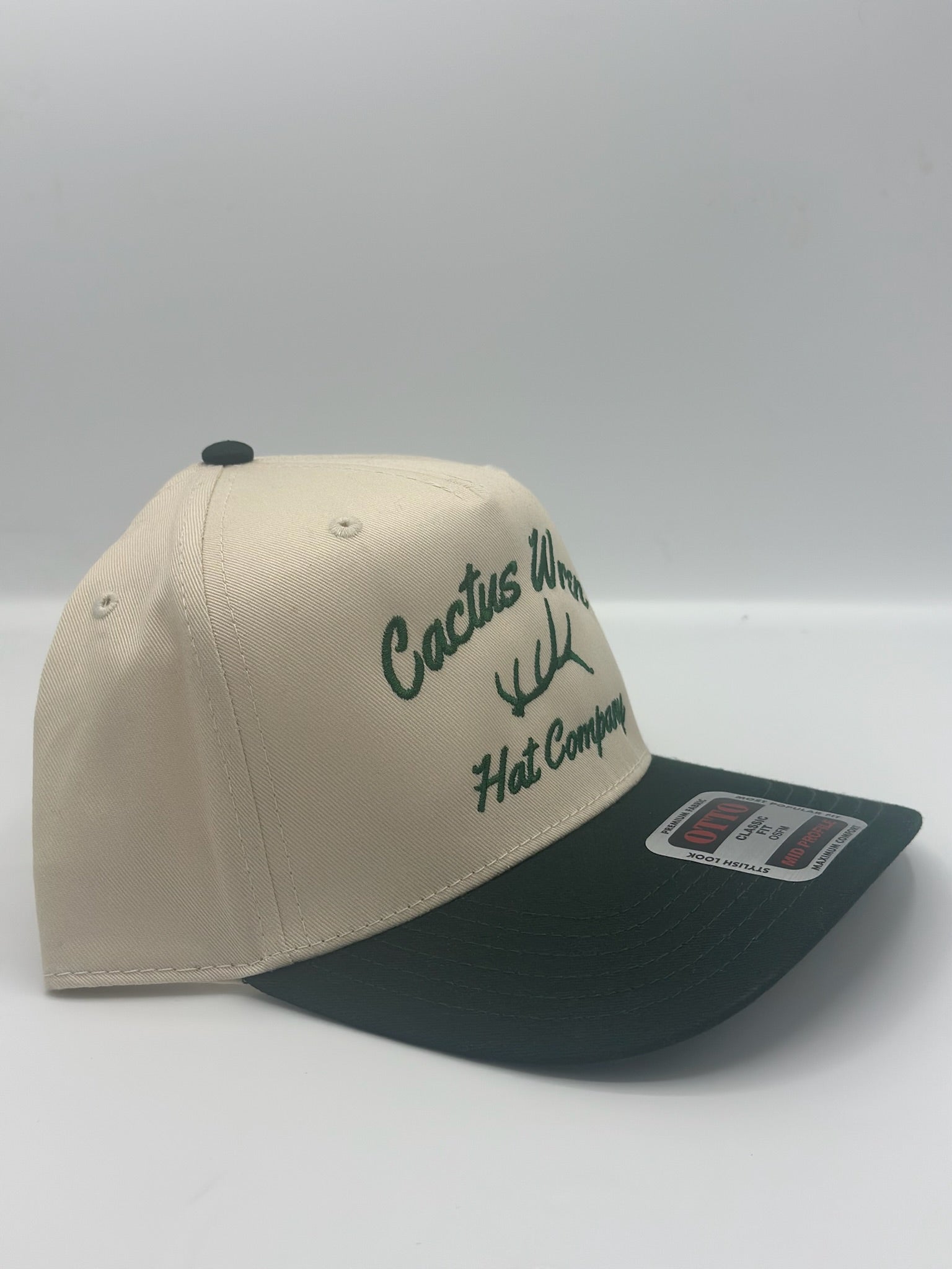 Deer Shed in khaki/green